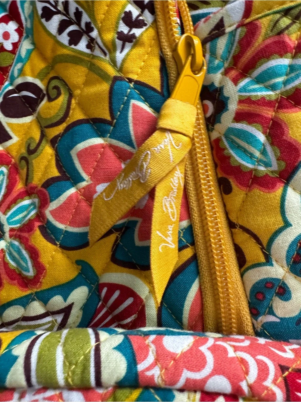 Vera Bradley vibrant quilted